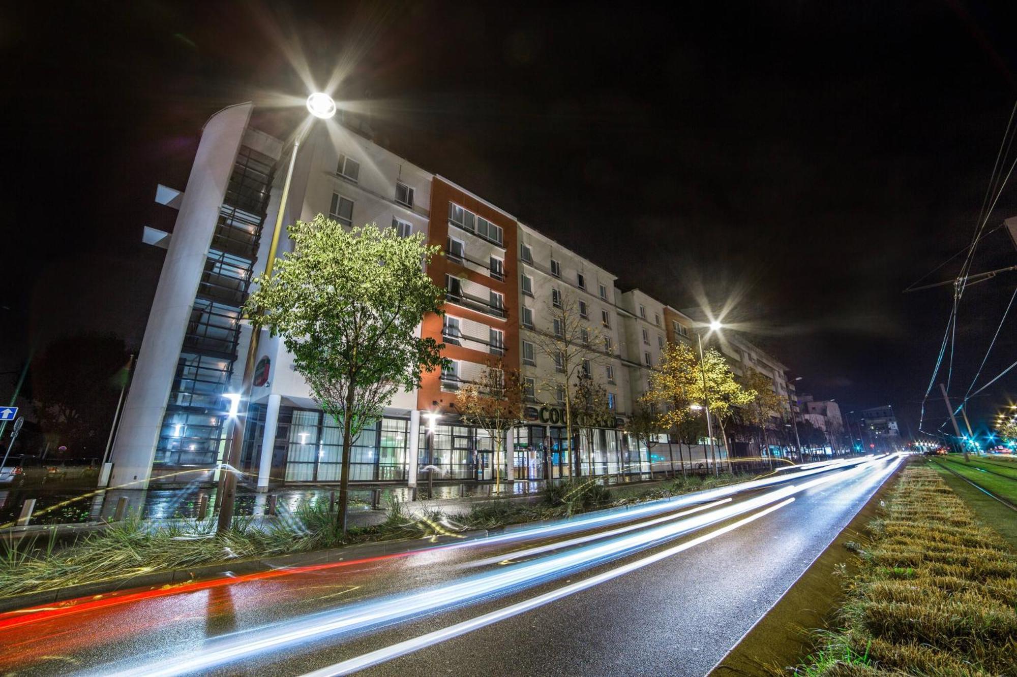 Courtyard By Marriott Paris La Defense West - Colombes Hotel Colombes  Ngoại thất bức ảnh