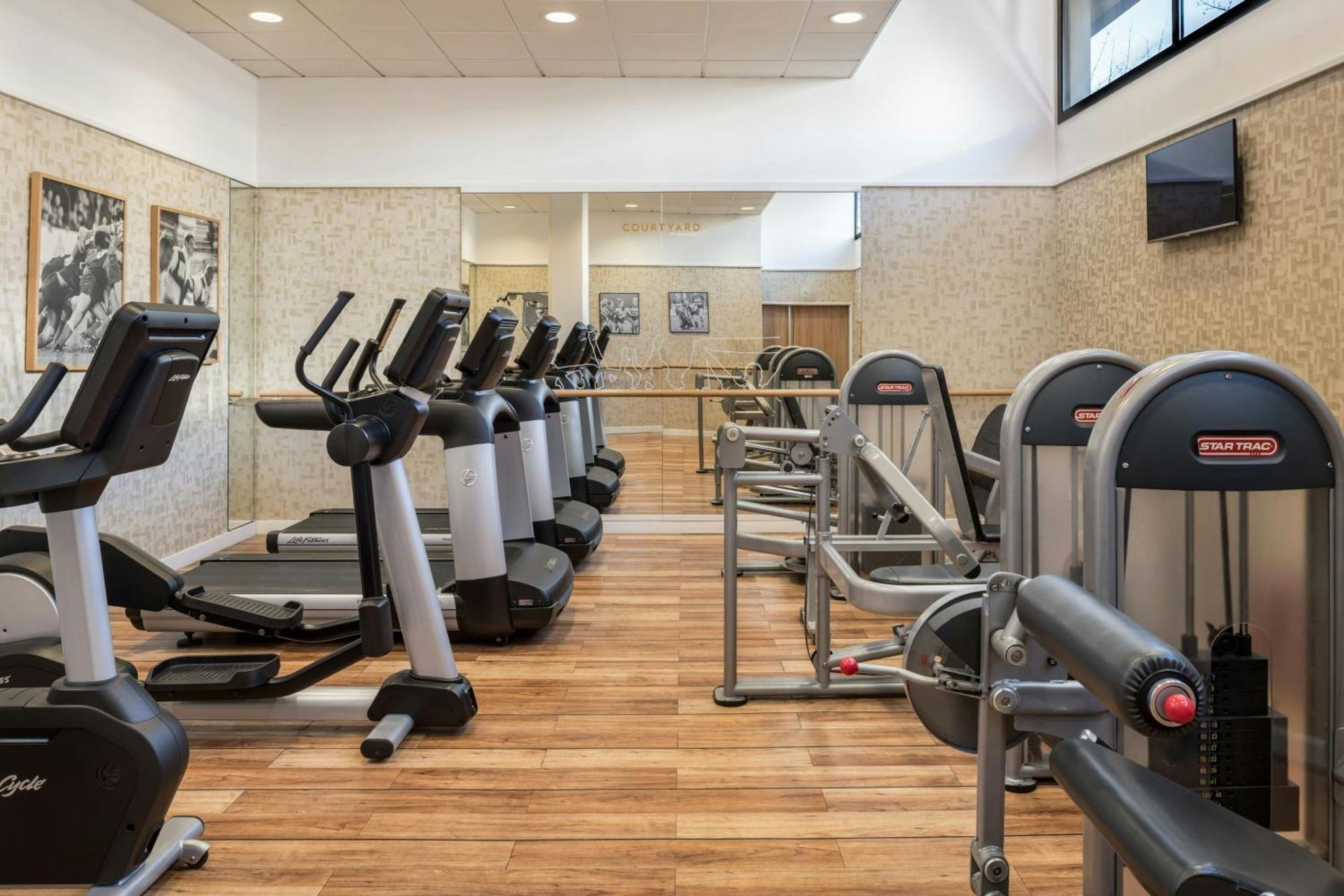 Courtyard By Marriott Paris La Defense West - Colombes Hotel Colombes  Ngoại thất bức ảnh
