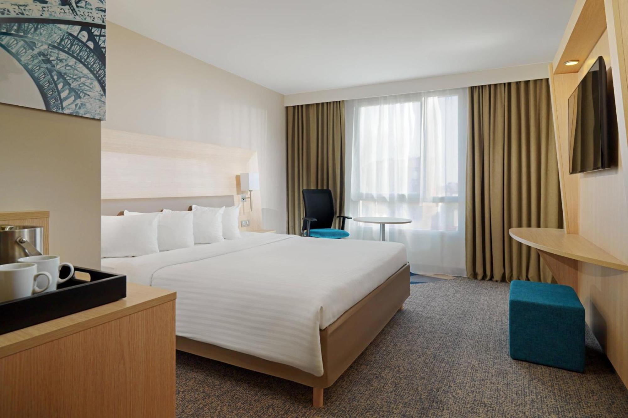 Courtyard By Marriott Paris La Defense West - Colombes Hotel Colombes  Ngoại thất bức ảnh