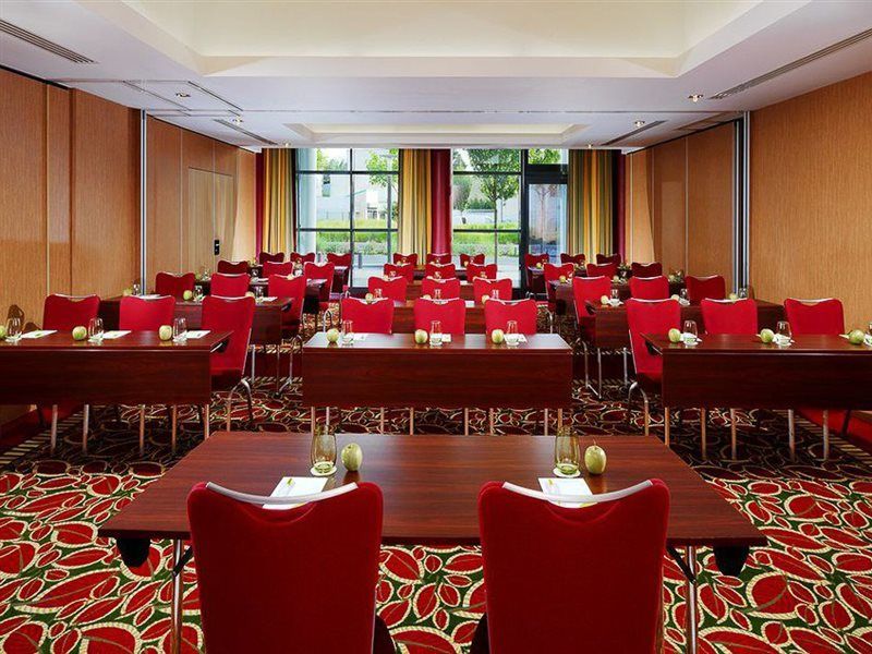 Courtyard By Marriott Paris La Defense West - Colombes Hotel Colombes  Ngoại thất bức ảnh