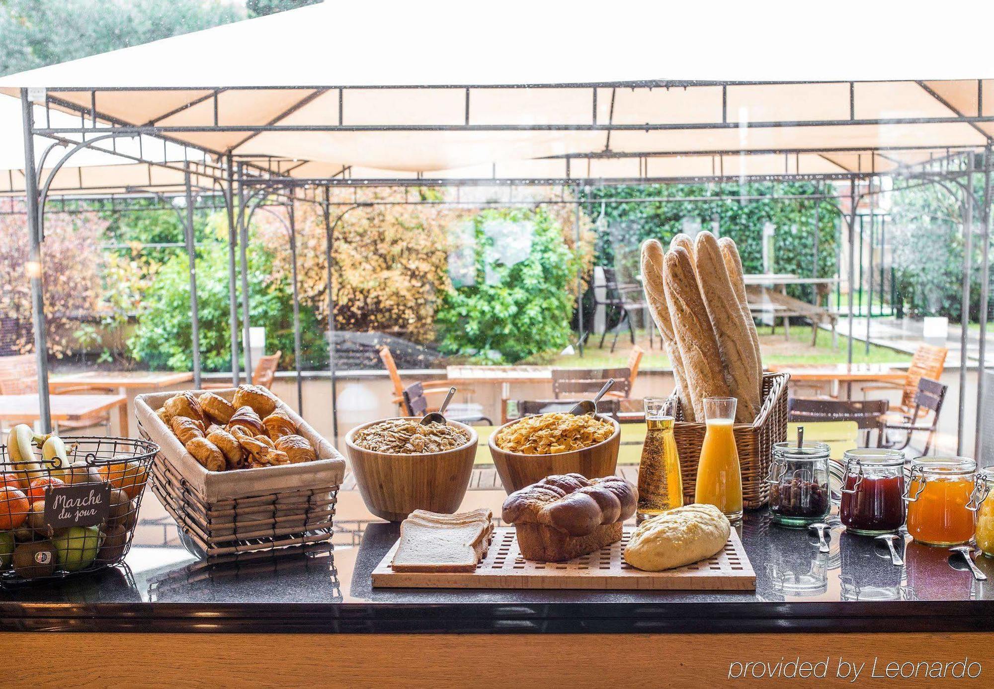 Courtyard By Marriott Paris La Defense West - Colombes Hotel Colombes  Ngoại thất bức ảnh